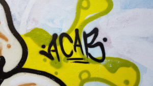 Ein weiteres ACAB-Graffiti im Schürenkamptunnel
