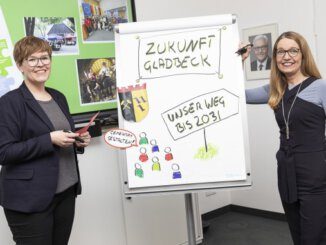 Dr. Sonja Knobbe und Bürgermeisterin Bettina Weist