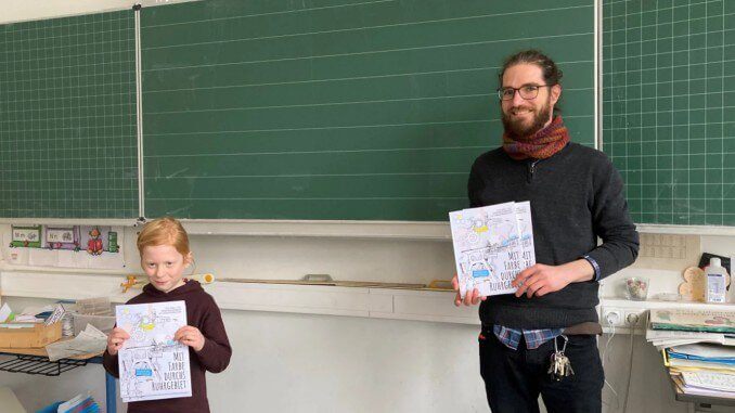 Regenbogenschule aus Gladbeck erhielt die ersten Malbücher