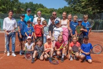Ferienprogramm: Spiel, Spaß und Tennis beim TC Rentfort