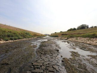 Emscher trocknet aus - Nebenflüsse ohne Wasser