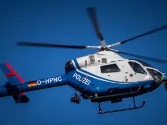 EDEKA überfallen - Hubschrauber über Gladbeck-Zweckel