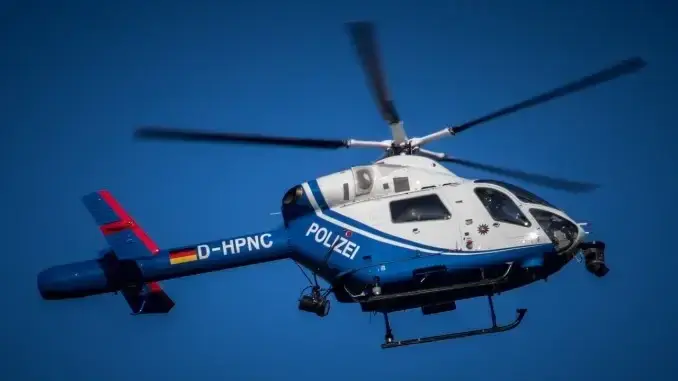 EDEKA überfallen - Hubschrauber über Gladbeck-Zweckel