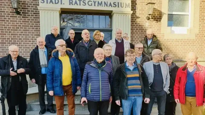 Ratsgymnasium Gladbeck - 60 jährige Abiturientia traf sich