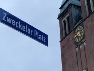 Kardinal-Hengsbach-Platz war "gestern" - Platz ist umbenannt