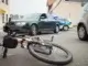 Mountainbike-Fahrer bringt Seniorin in Gladbeck zu Fall