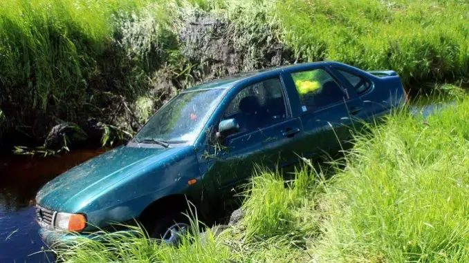 Mysteriöser Verkehrsunfall in Rentfort - Mann verletzt