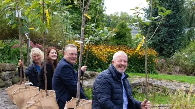 Junge Eltern können in Gladbeck einen Baum pflanzen