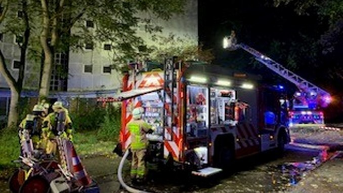 Drei Brandherde im Problemhochhaus Busfortshof 18 - Gladbeck