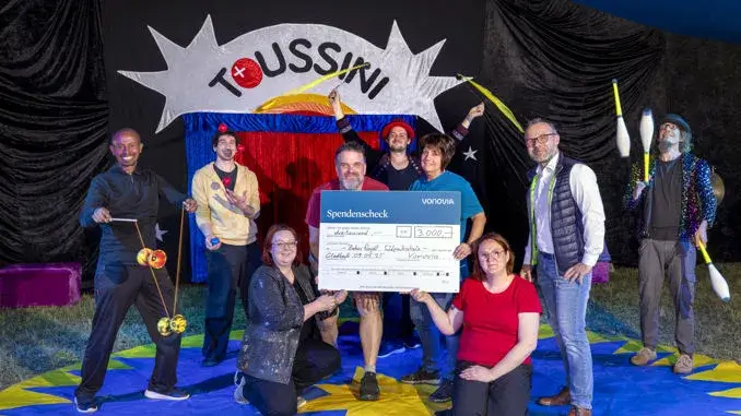 Circus Toussini an der Südparkschule Zirkus: Magie am Rosenhügel