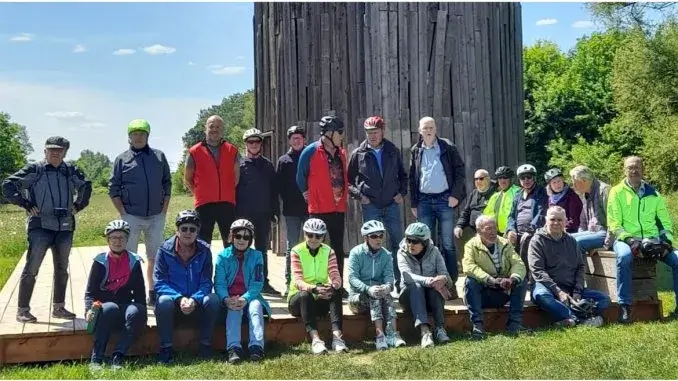Fahrt zum Schiffshebewerk - Heimatverein Radtour zum Schiffshebewerk in Henrichenburg