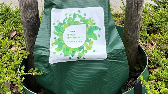 Sack zur Baumbewässerung - Stadt Gladbeck GladbeckGoesGreen: Gießpatenschaften