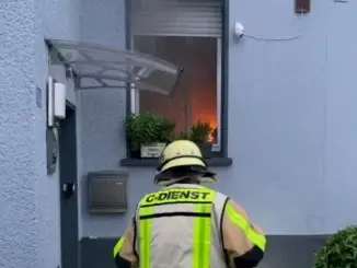 Spülmaschine brannte auf der Strickholtstraße