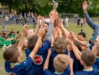Kleine Kicker, große Sieger: Fußballturnier