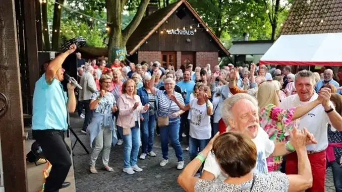„I´Gemelli“ - „The Servants“ und „hi-five“ am Kotten Nie