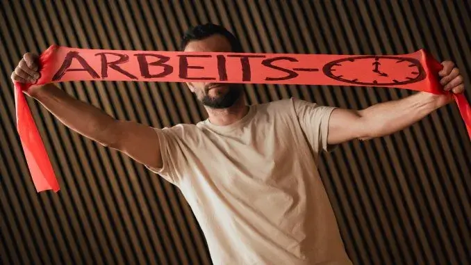 Kreis RE schiebt 5,9 Mio. Überstunden.