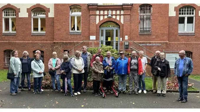 Heimatverein besucht Musikschule