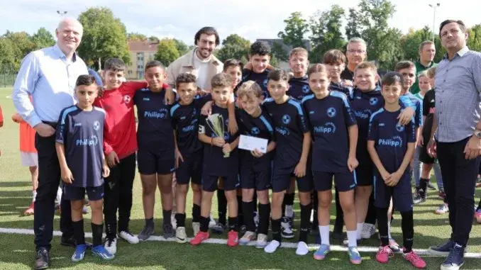 SuS Schwarz-Blau Gladbeck - ELE_ergebnis ELE-Junior-Cup 2025: Der Pokal geeht nach Bottrop