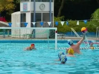 Erfolgreiches Wasserball-Event im Freibad