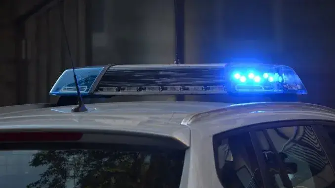 Blaulicht - pexels_ergebnis Hundertschaft der Polizei soll Ordnung schaffen