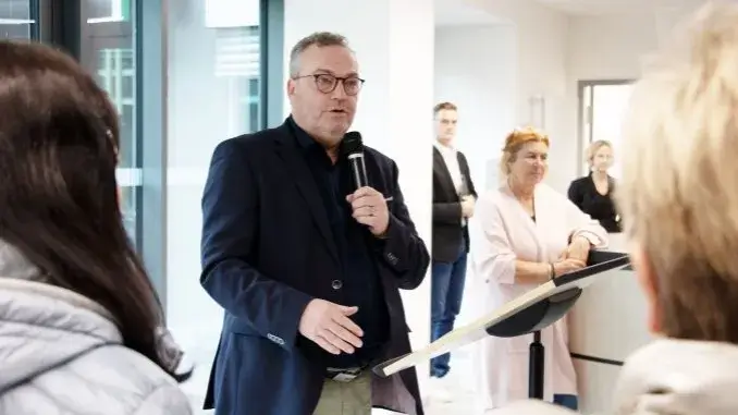 Bürgerzone - Landrat Klimpel_ergebnis Neue Bürgerzone im Kreishaus eröffnet