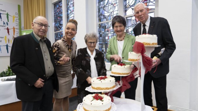 Ehejubilare 2025 Bürgermeisterin gratuliert Ehejubilaren