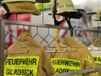 Schwerverletzter bei Wohnungsbrand gerettet