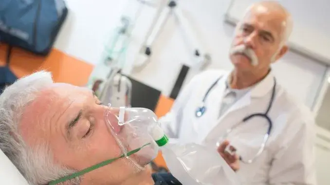 Rauchfreies neues Jahr! Die AOK warnt vor Lungenkrankheiten