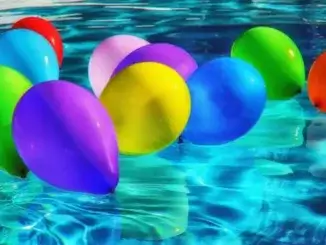 Totengedenken mit Luftballons!