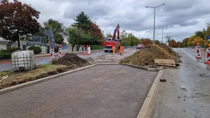 Parkplätze auf dem Mittelstreifen Parkplätze in Gladbeck: Aktueller Stand der Bauarbeiten