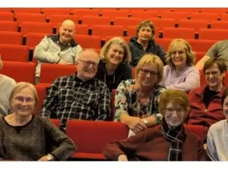 Phönix: Theatergruppe spielt "Männergrippe"