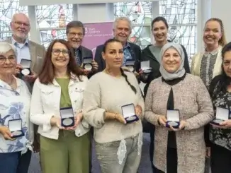 Ehrenplakette für engagierte Bürger