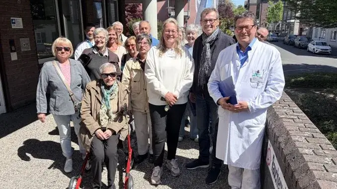 Heimatverein im Barbara-Hospital Stadterkundung - Heimatverein besucht St. Barbara-Hospital