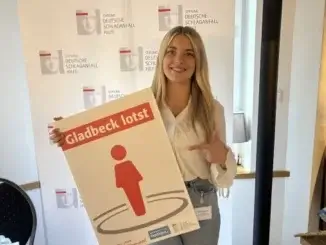 Schlaganfall-Lotsin bietet Unterstützung nach dem Klinikaufenthalt
