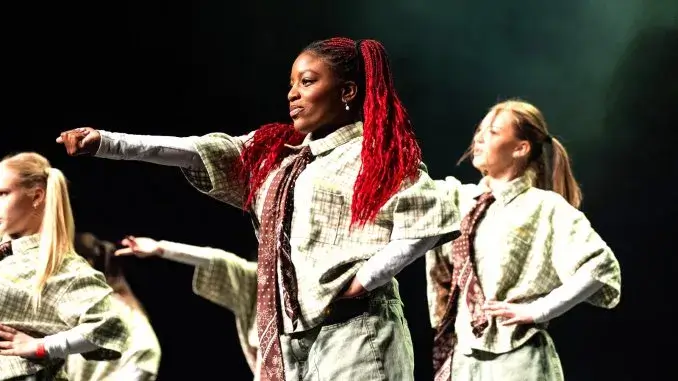 Adorez Crew - Gladbeck tanzt Tanzworkshops für alle Altersgruppen